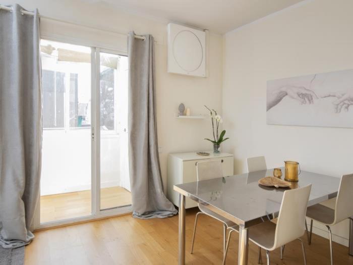 Attic Apartment 468 Sagrada Familia Barcelona Exterior photo