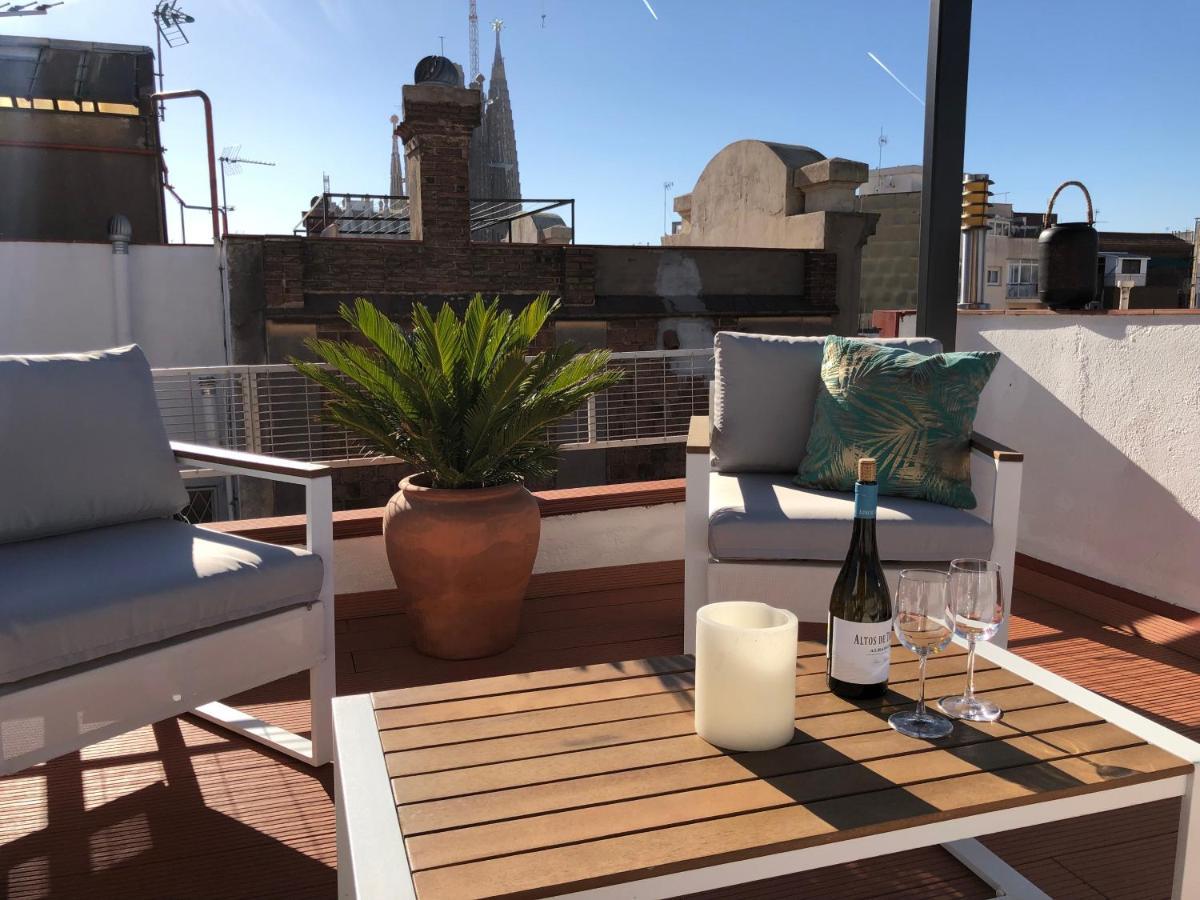Attic Apartment 468 Sagrada Familia Barcelona Exterior photo